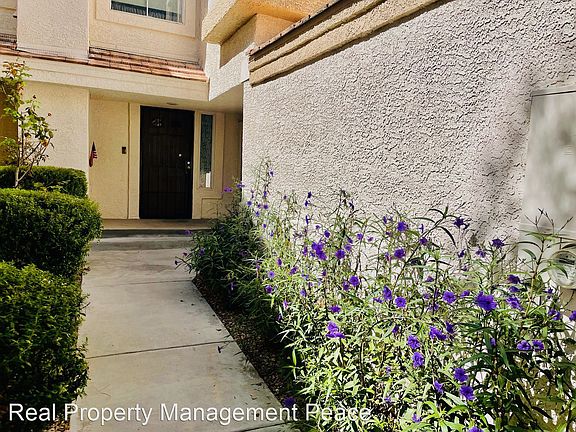 2nd image of 2657 Golden Sands Dr
