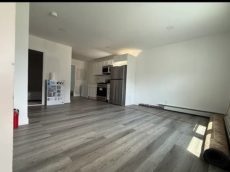 5 Van Wagoner Ave #1 — Photo 8