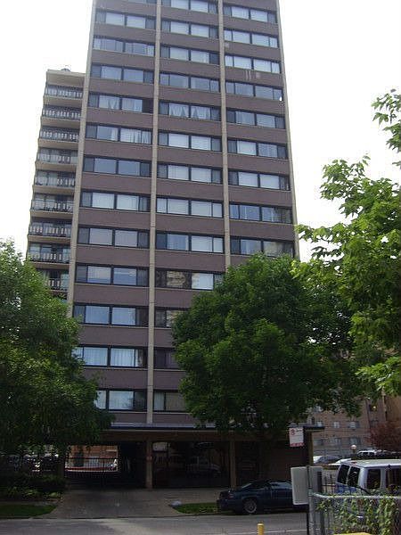1st image of 6150 N Kenmore Ave APT 5C