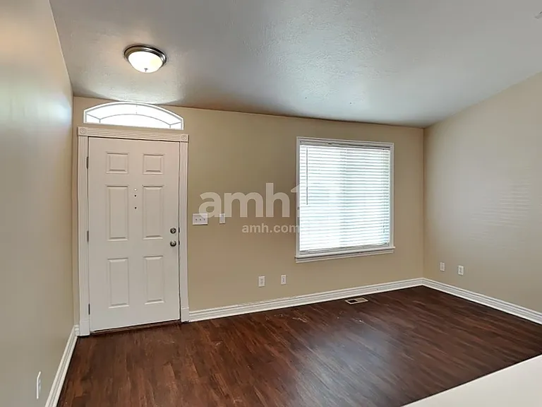 8553 S 6430 W — Photo 7
