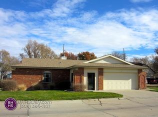 3 Via Como, Grand Island, NE 68803