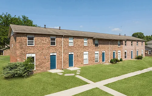 River Pointe Townhomes Photo 1