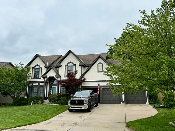 2nd image of 8509 W 142nd St