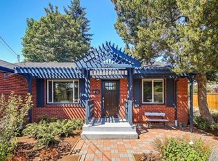 3214 SW Henderson St, Seattle, WA 98126