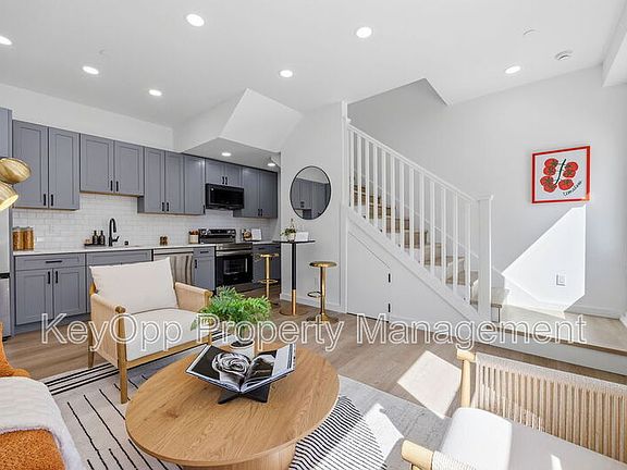 3rd image of 2730 23rd St #C