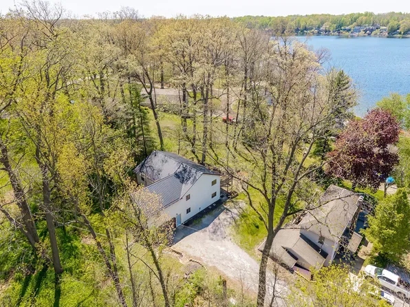 5765 S 980th Rd E, Wolcottville, IN 46795