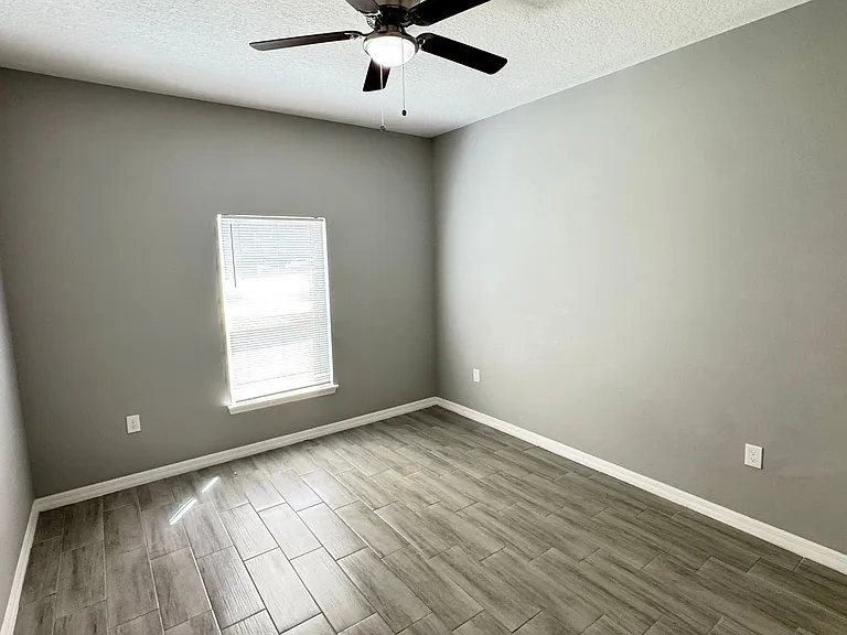 2613 Tolman Ave SE — Photo 30