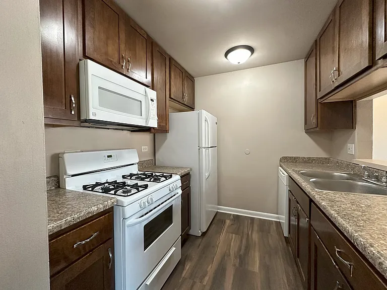 276 Sioux Dr — Photo 6