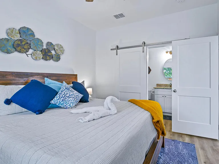 300 Rustic Oak Ln — Photo 8