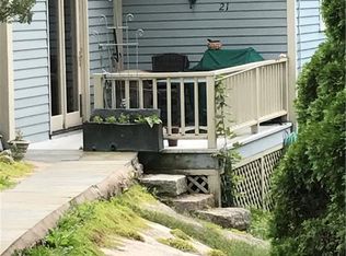 21 Orchard Ln, Groton, CT 06355