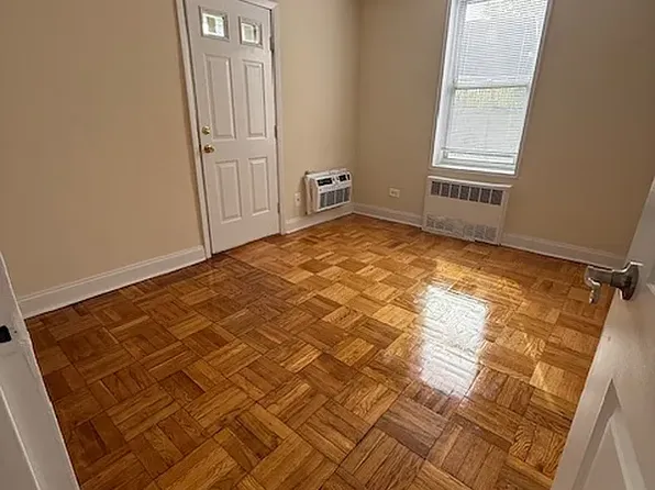 405 Westminster Road image 5 of 6