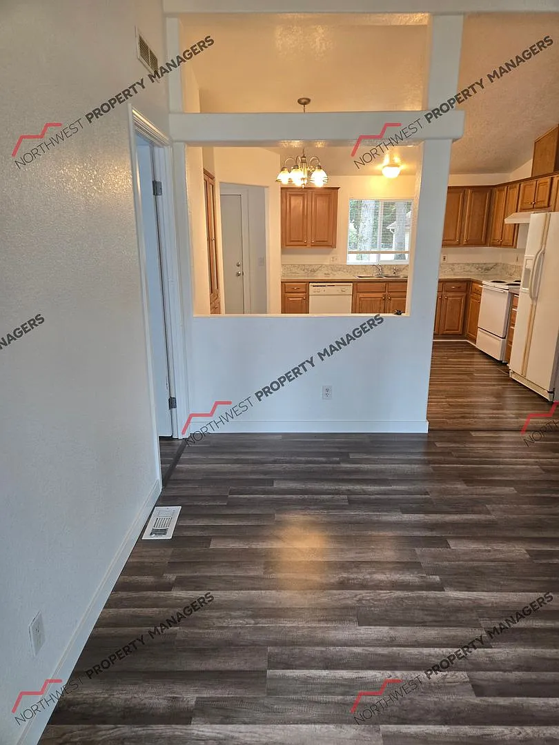 R177I — Photo 3