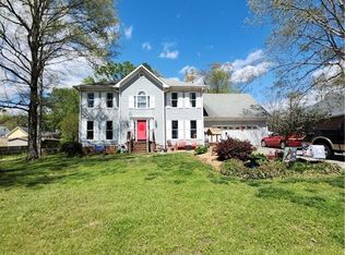 16 Meadowood Dr NW, Rome, GA 30165