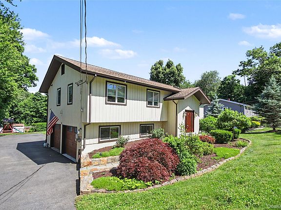 3rd image of 334 Lovell Street
