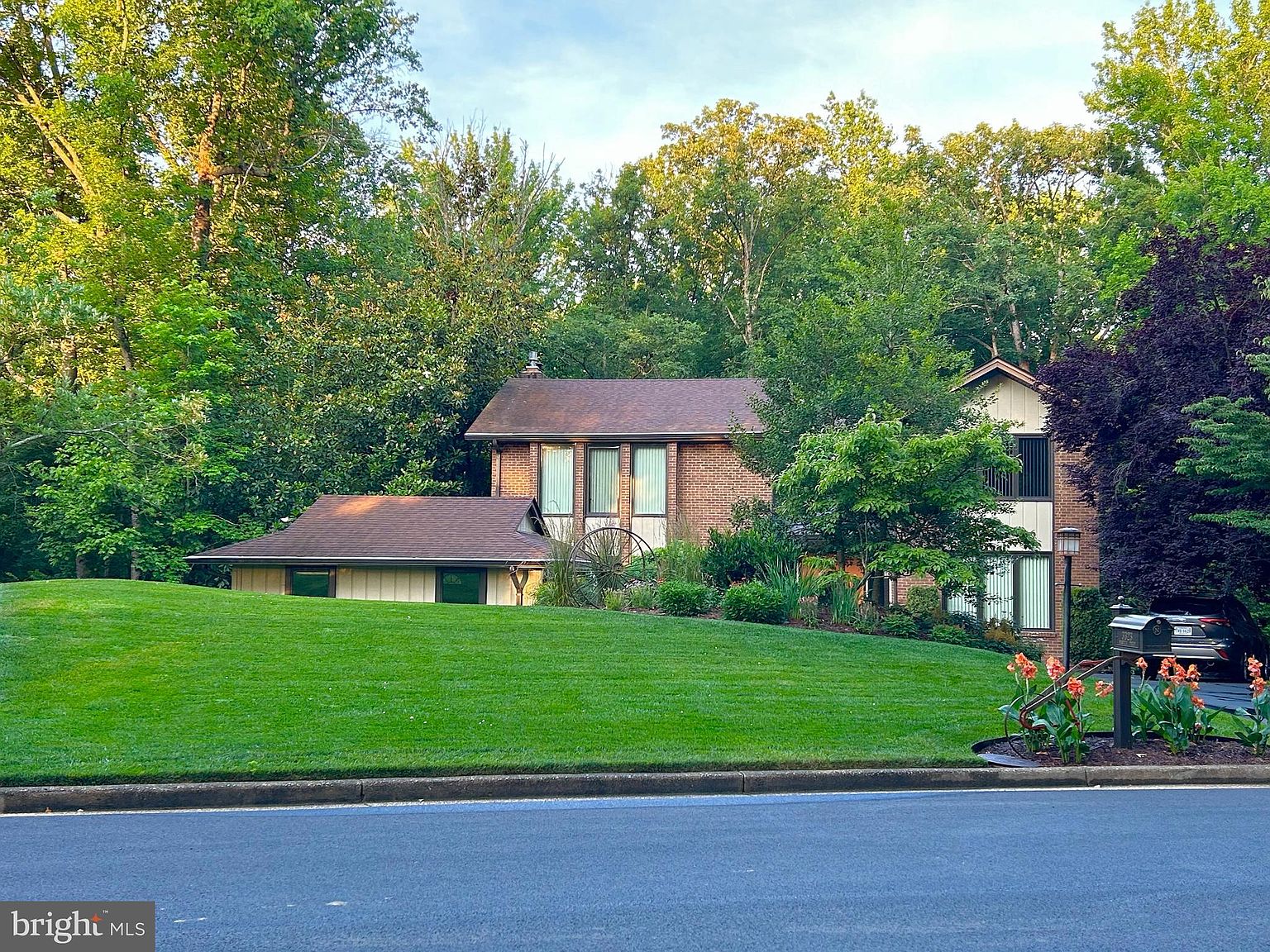3323 Mantua Dr, Fairfax, VA 22031 Zillow