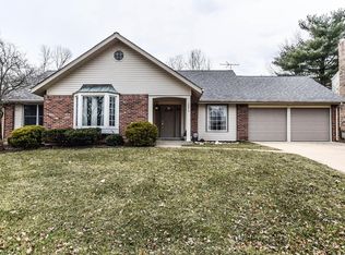 15574 Country Ridge Dr, Chesterfield, MO 63017