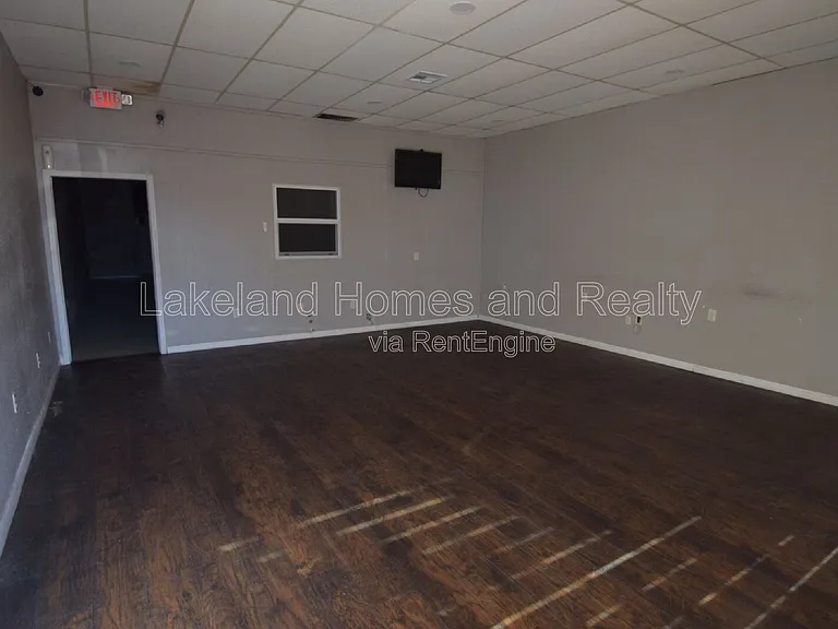 817 N Lake Parker Ave — Photo 3