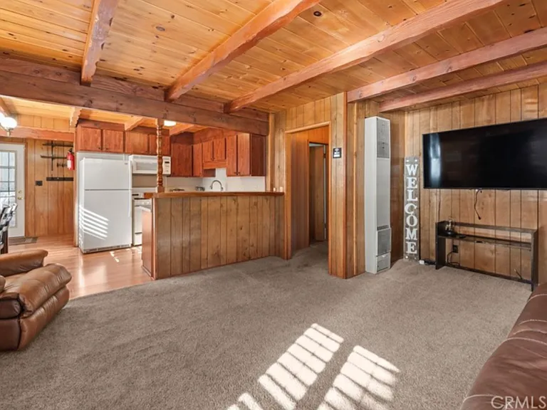 130 Maple Ln — Photo 11