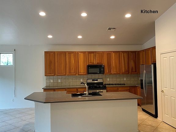 5th image of 4326 N Sunset Cliff Dr