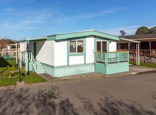 2084 Mustang Ln, Arcata, CA 95521