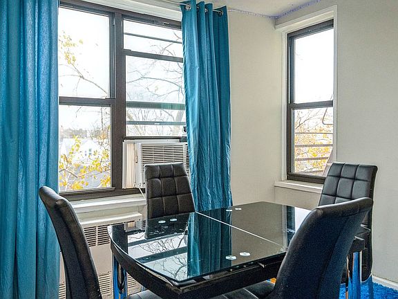 3rd image of 2299 E 13th St APT 4A