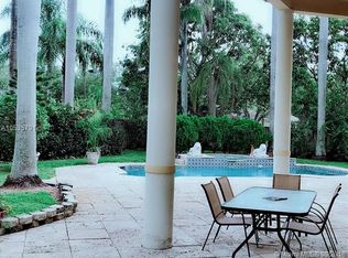 13835 SW 67th Pl, Palmetto Bay, FL 33158