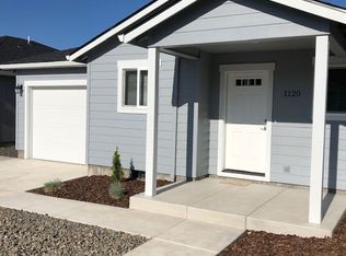 1120 Garfield St, Medford, OR 97501
