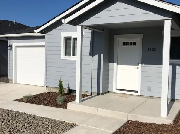 1120 Garfield St, Medford, OR 97501