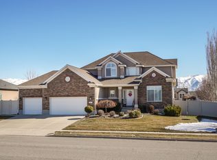 817 S 2325 W, Syracuse, UT 84075