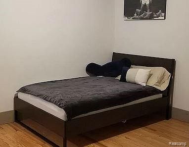 2nd image of 508 Center St #100