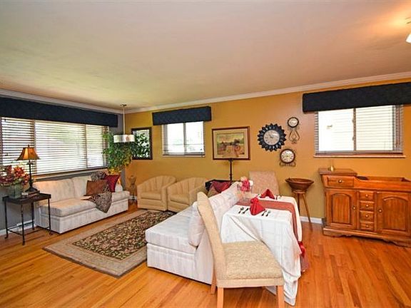 5th image of 3413 Driftwood Cir