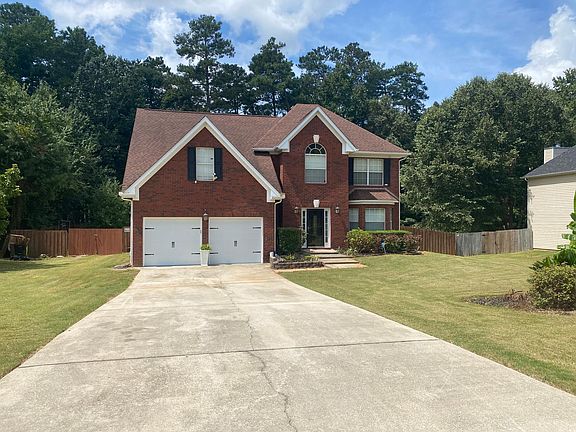 3rd image of 9240 Carnes Crossing Cir