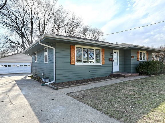 4th image of 2718 Dosh Rd