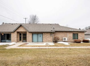 928 E Summit Ave APT 403, Fergus Falls, MN 56537