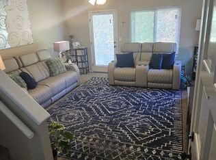 2239 N Bradley St, Visalia, CA 93292