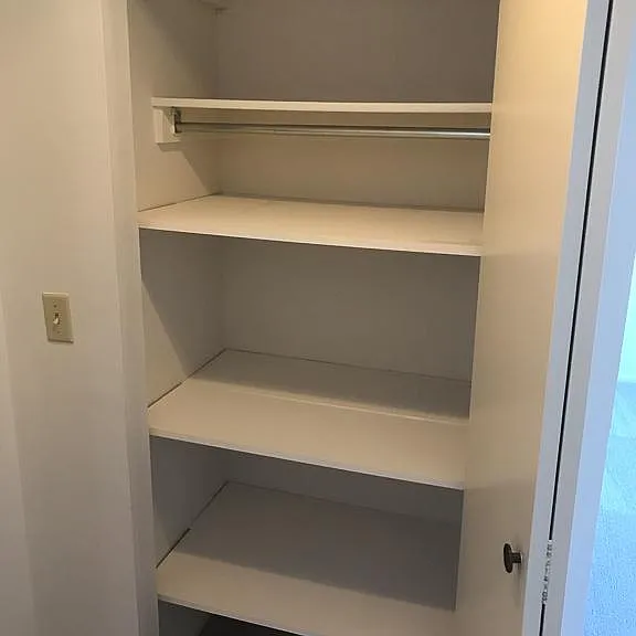 8350 Greensboro Dr #402 — Photo 7
