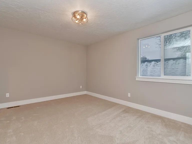 3109 W Neff St — Photo 15