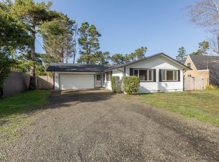 3735 Sea Mist Ave, Depoe Bay, OR 97341