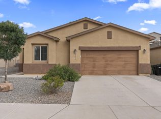 2052 Solara Loop NE, Rio Rancho, NM 87144