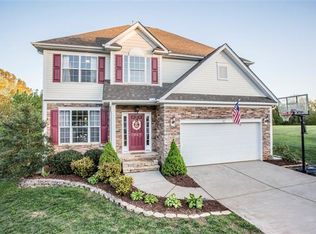 1427 Doan Ogden Ct, Hickory, NC 28602