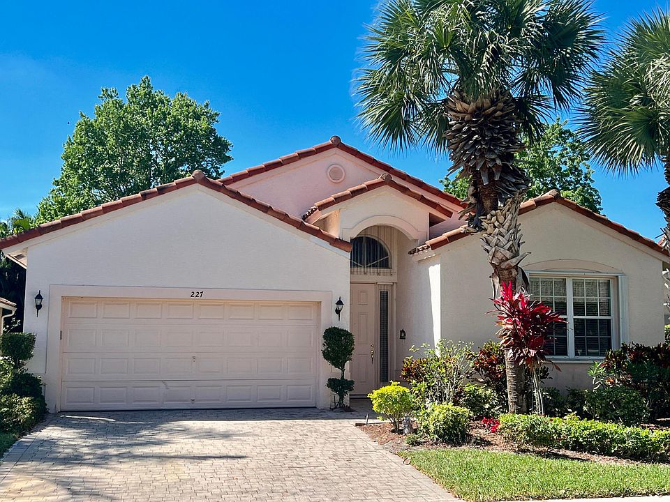 1st image of 227 NW Chorale Way