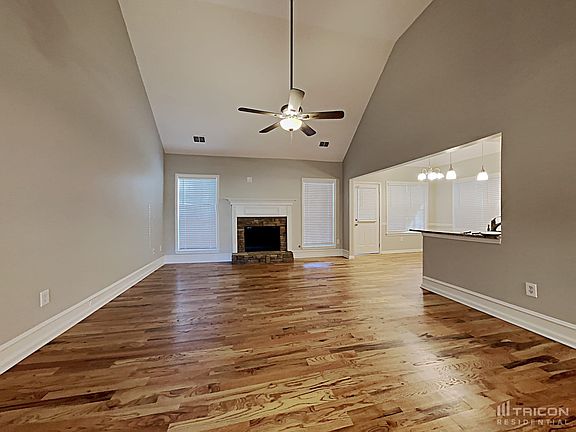 2nd image of 41 Mosswood Ln