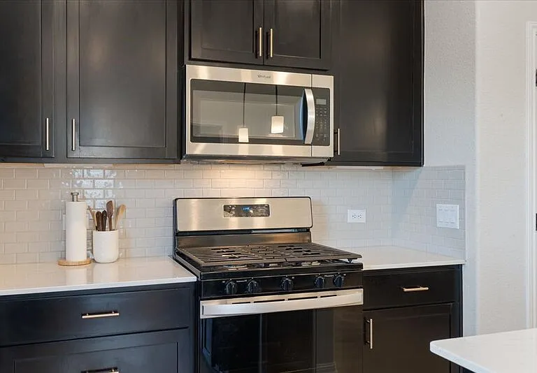 9800 Milton Albert Way — Photo 18