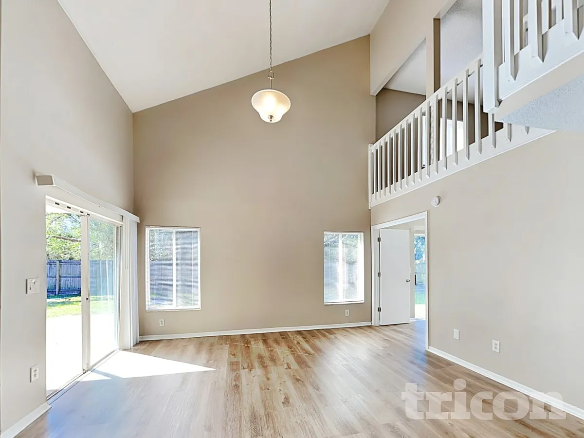 Building Photo - 1330 Gangplank Dr