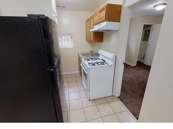 4238 6th St SE APT 1, Washington, DC 20032