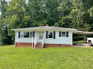 1920 Leonard York Dr, Randleman, NC 27317