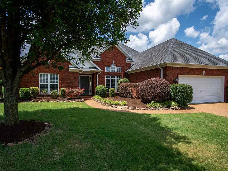 1st image of 39 Arbor Oak Dr