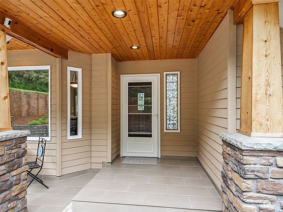 3rd image of 22133 SE 358th Street
