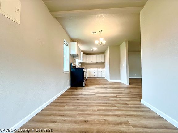 5th image of 110 S 42nd St