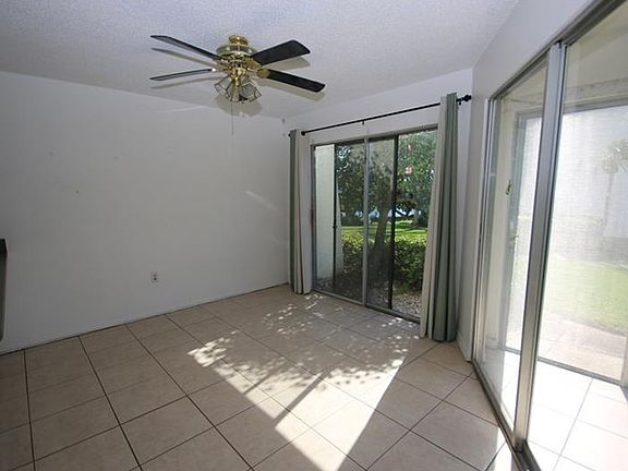 3rd image of 1655 S Highland Ave APT I180